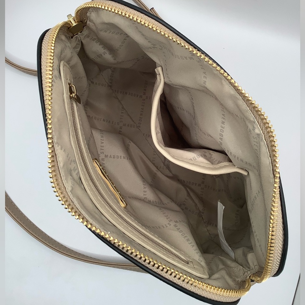 NWT Steve Madden Camel Dome crossbody. - Picture 13 of 16